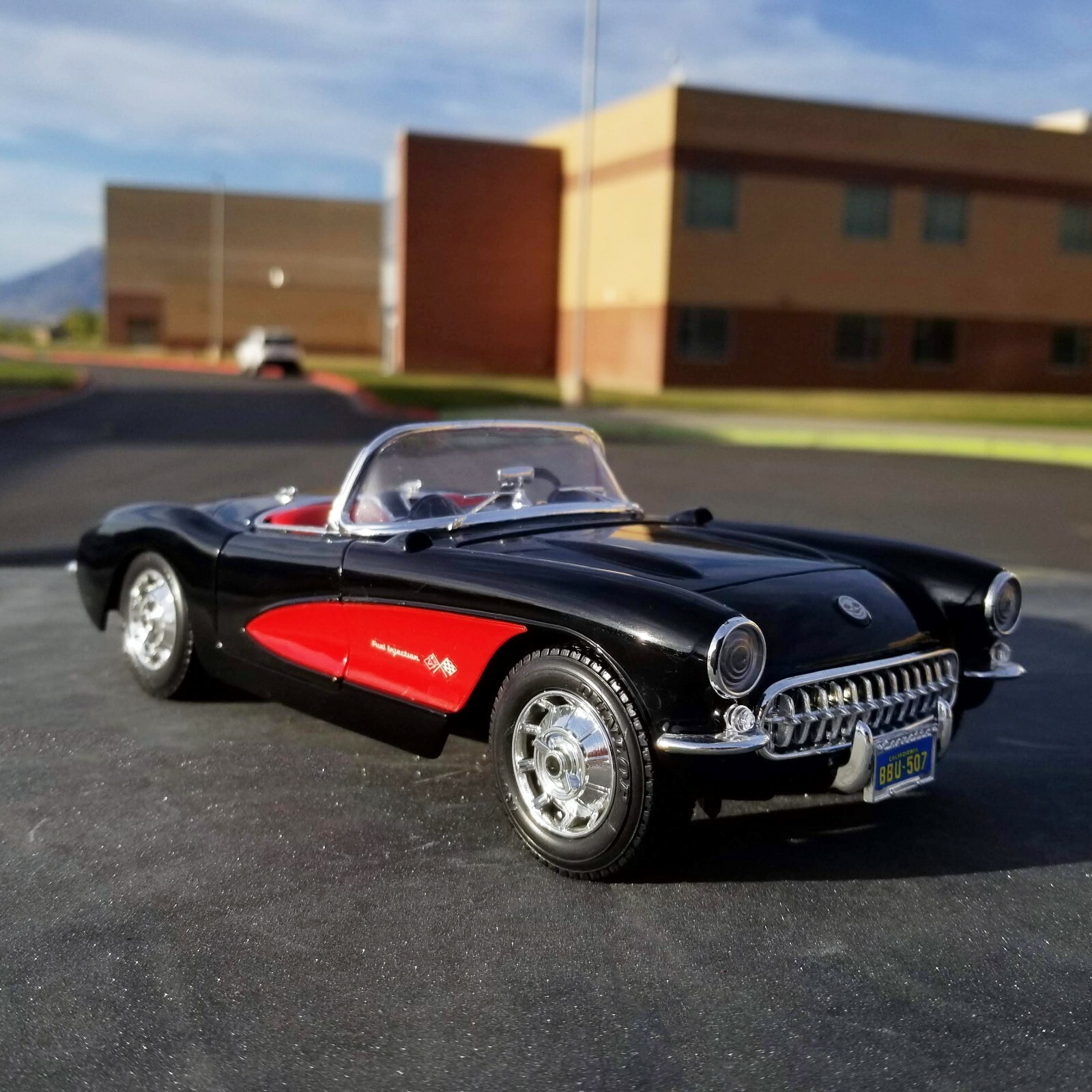 1957 CHEVROLET CORVETT bburago社　ミニカー　アメ車 1957 CHEVROLET CORVETT bburago社 ミニカー アメ車 - メルカリ