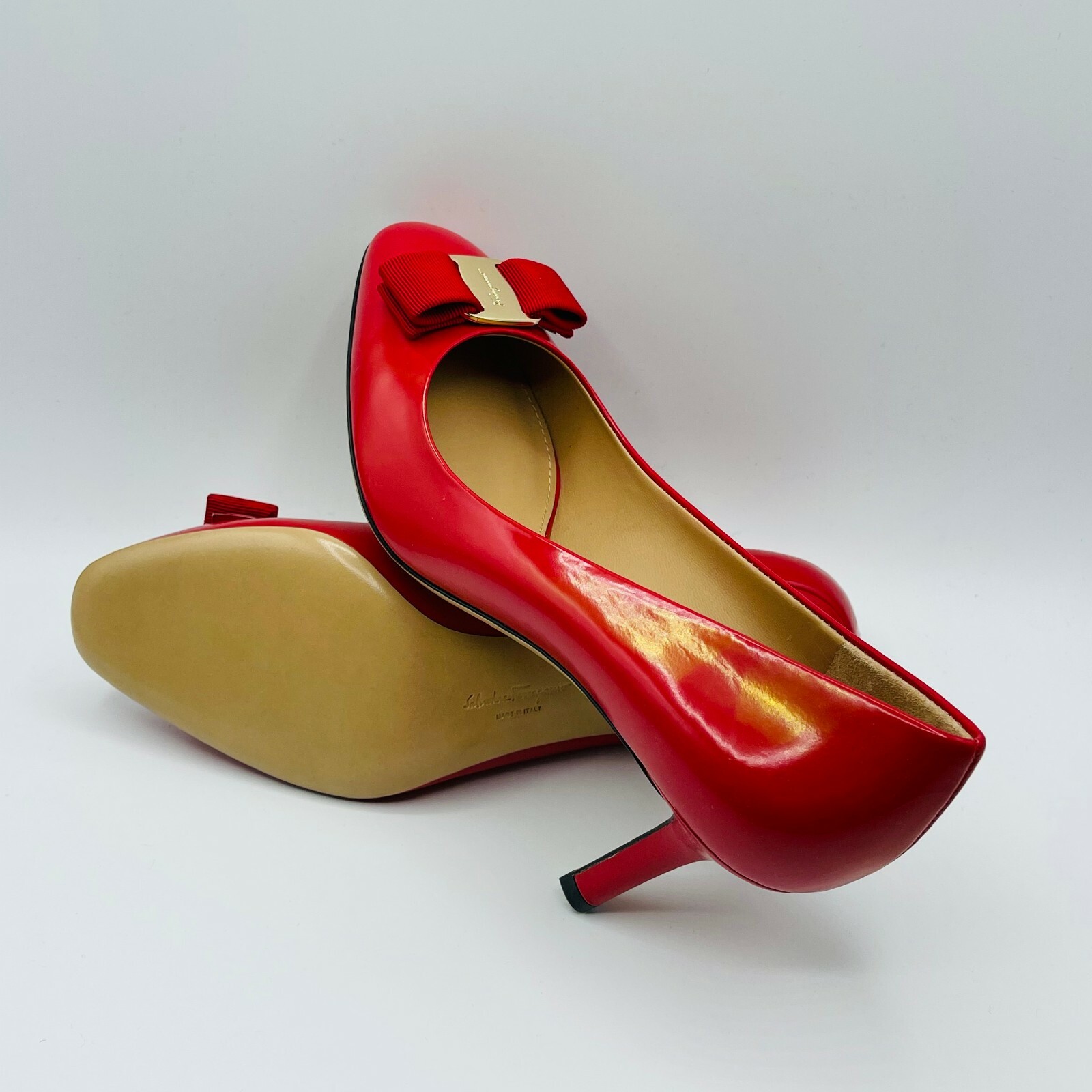 Pre-owned Ferragamo Salvatore  Erice 70 Women's Red Leather Bow Heel Pump 672532