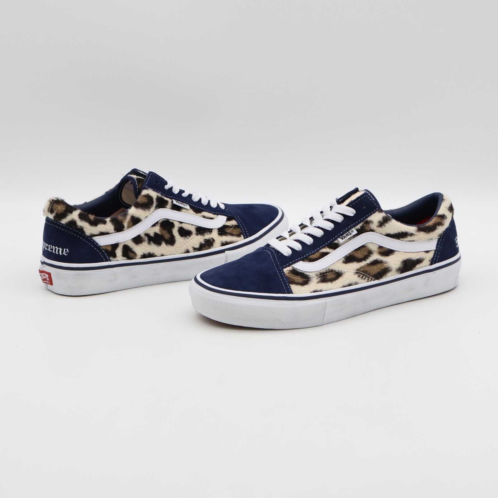 Pre-owned Vans Vn0a5fcbbx9 Supreme  Leopard Old Skool Navy White (men's)
