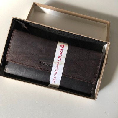 Spikes & Sparrow Brooklyn Women's ID Trifold Snap Leather wallet In Dark brown
