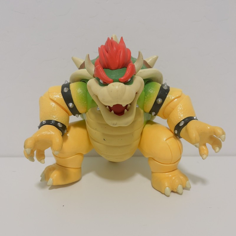 Nintendo Super Mario Bros. Movie BOWSER Figure w/ Fire Breathing