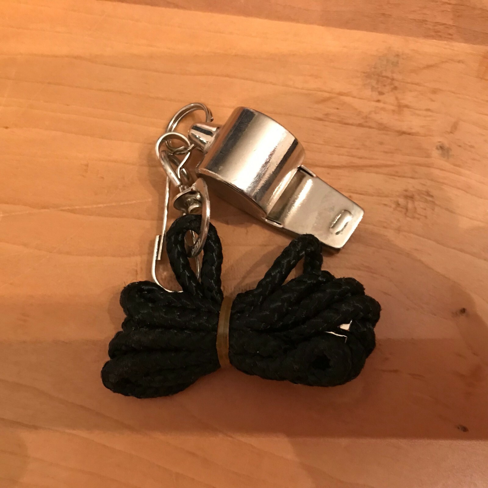 COGHLAN'S DELUXE BRASS WHISTLE LANYARD SPORTS COACH REFEREE