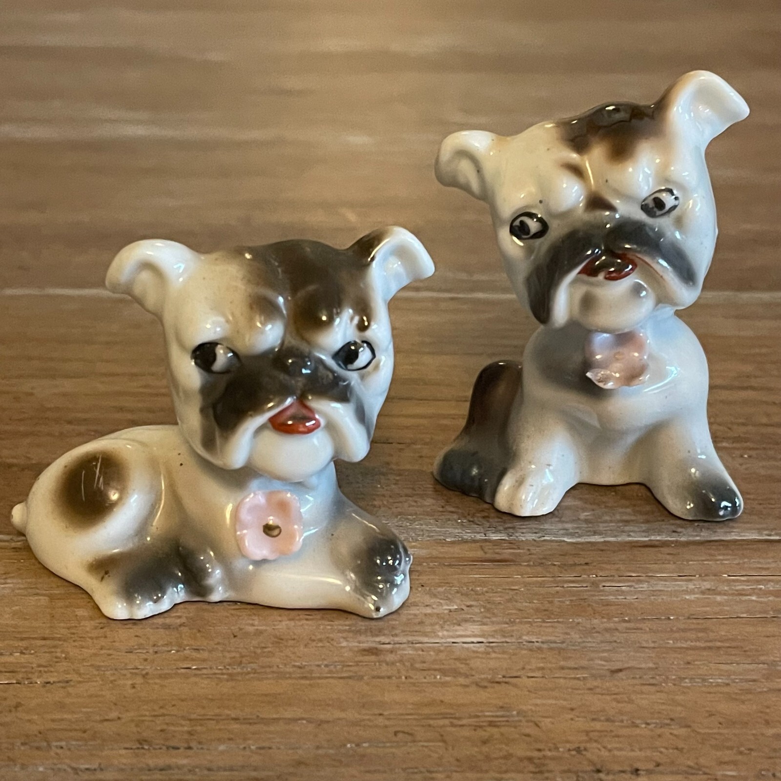 専用　llic dog figurine／vintage／bulldog Vintage Porcelain Pair of Dogs Bulldog Figurines Japan