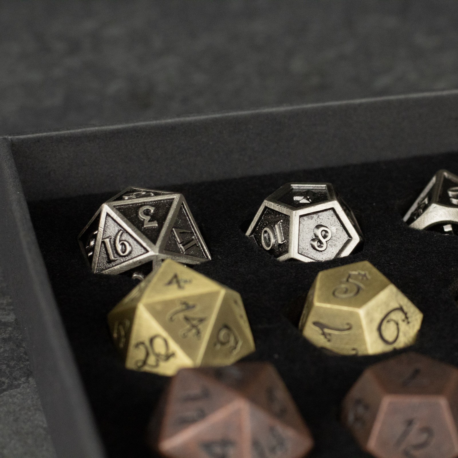 5 Metal DnD Dice Sets Gift Box