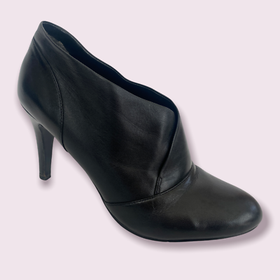 low top black boots