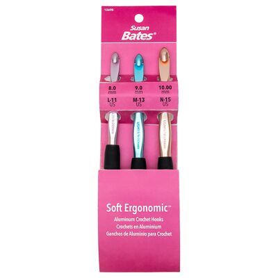 Susan Bates Silvalume Soft Ergonomic Crochet Hook Set-Sizes L11/8mm, M13/9mm, an