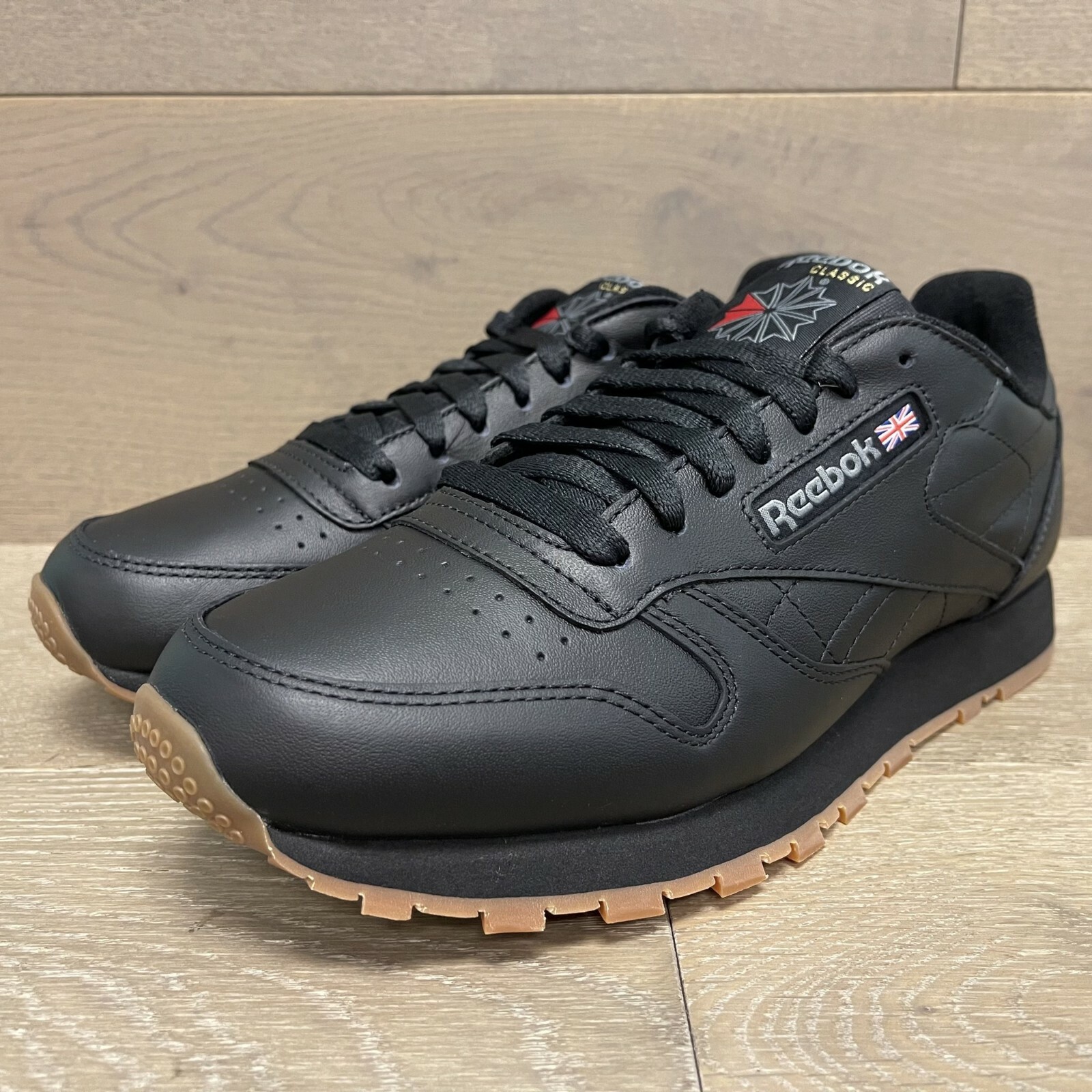 reebok classic man
