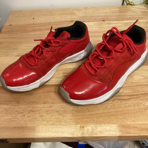 靴 Jordan 11 CMFT Low University Red s-l500.jpg