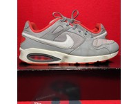 black nike air max 2012