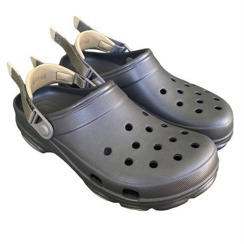 crocs back strap Cinosural International School
