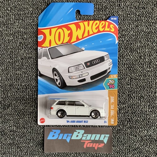 Hot Wheels 94 Audi Avant RS2 White #29 Mainline 2025 Case F