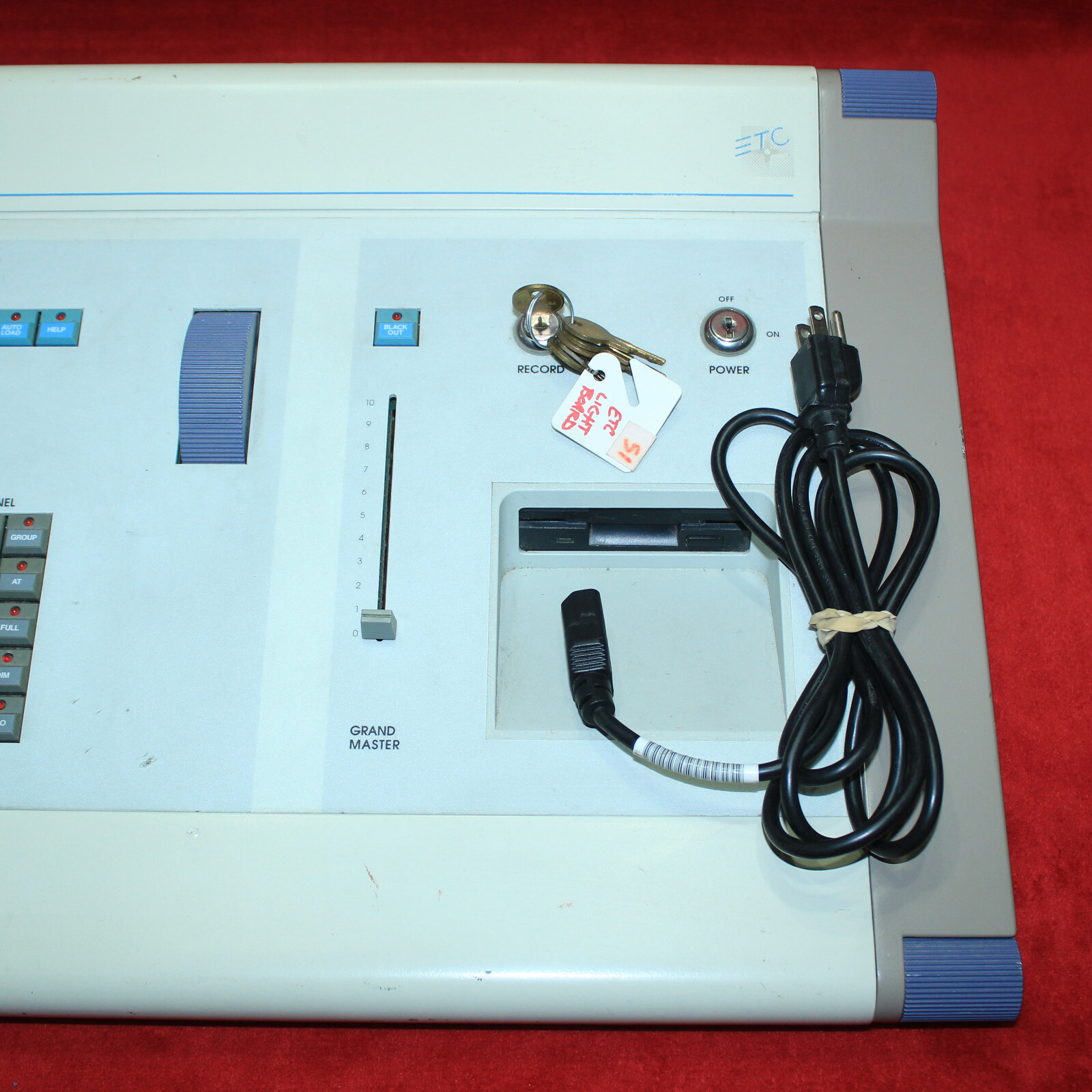 GORGEOUS ETC IMPRESSION Lighting Console Theater Controls Light Board with Keys