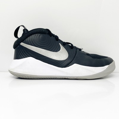 Nike Boys Team Hustle D 9 AQ4224-001 Черные баскетбольные кроссовки, размер 4Y, Черный, Team Hustle D 9