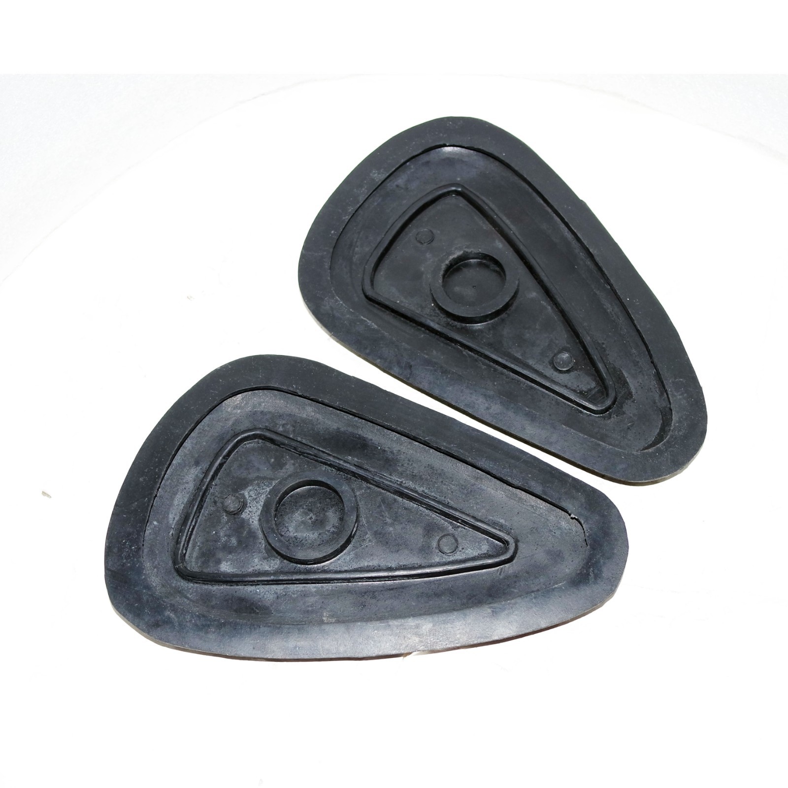AJS Model 16 18 20 30 31 Petrol Fuel Tank Knee Pad Grip Set Rubber 1937-56 