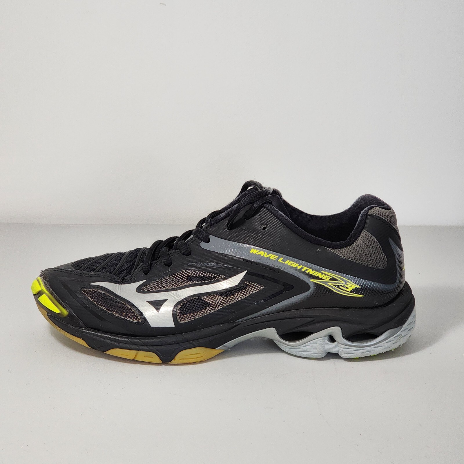 Купить Mizuno Wave Lightning Volleyball Shoes Size (Спортивное) заказать с  доставкой лот № 403978806082