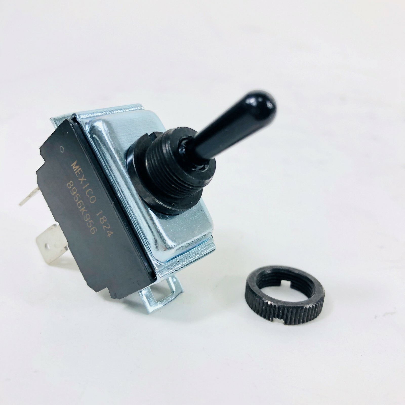 FREIGHTLINER CTH/8956K956 TOGGLE SWITCH OEM, 4 TERMINALS, 2 FREIGHTLINER CTH/8956K956 TOGGLE SWITCH OEM, 4 TERMINALS, 2
