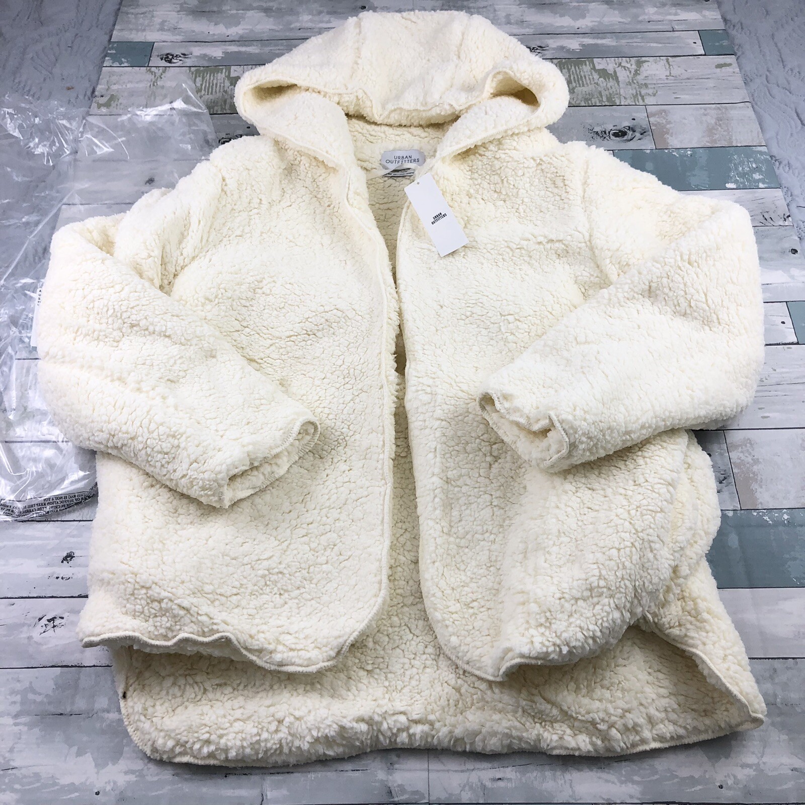 Urban Outfitters UO BDG Carmella 
