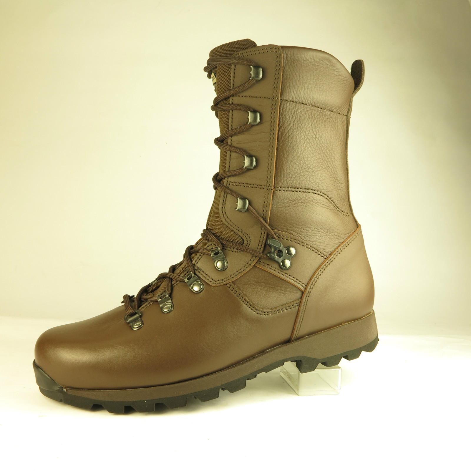 mod brown boots