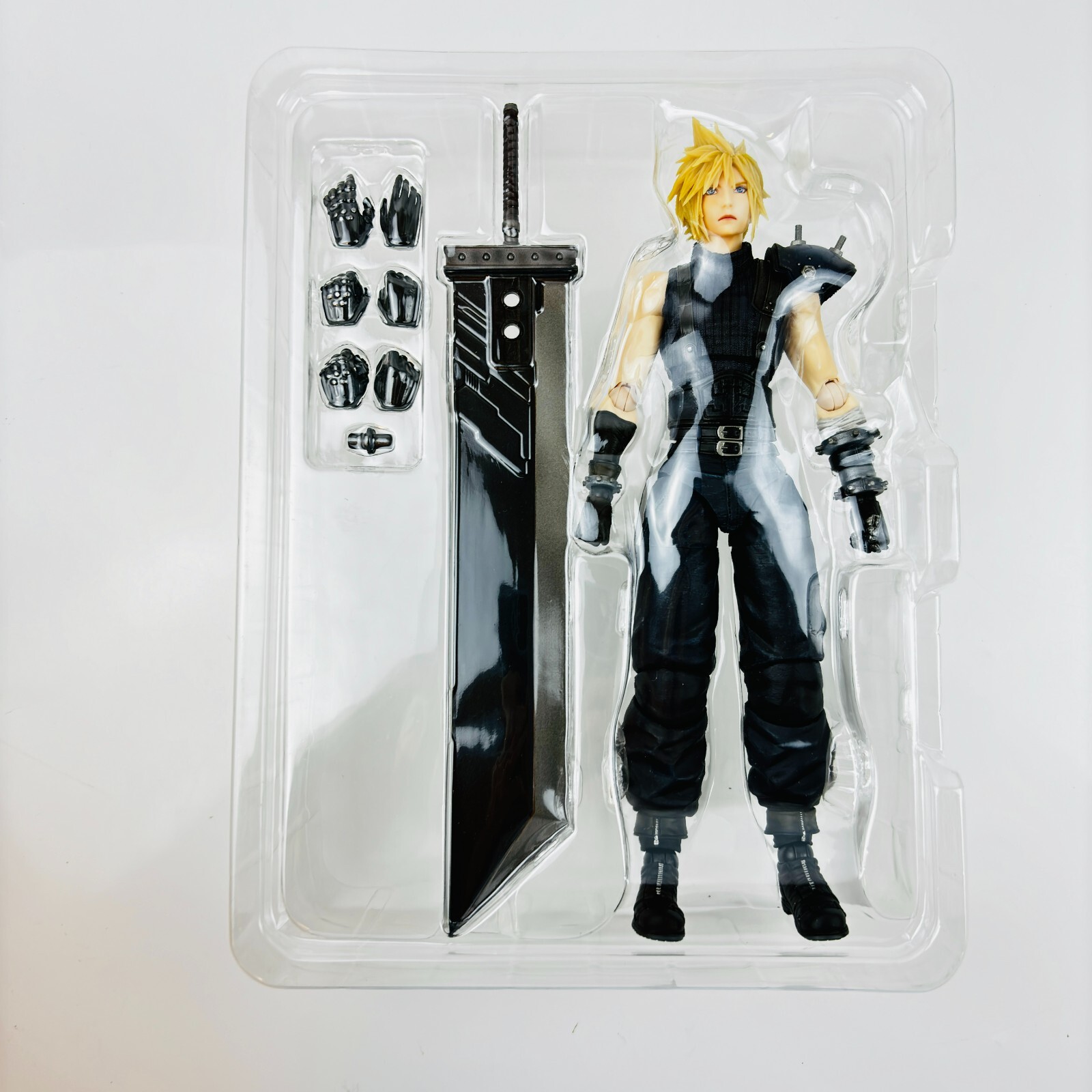 Final Fantasy VII Remake Play Arts Kai Action Figure - Cloud
