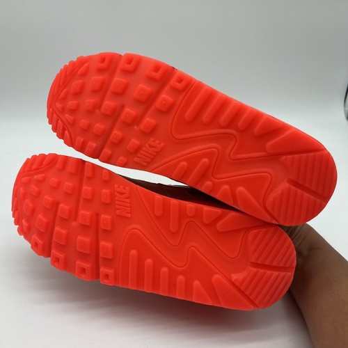 Pre-owned Nike Air Max 90 Bright Crimson Platinum Ct3449-600 Women's Size 8 No Lid In Silver