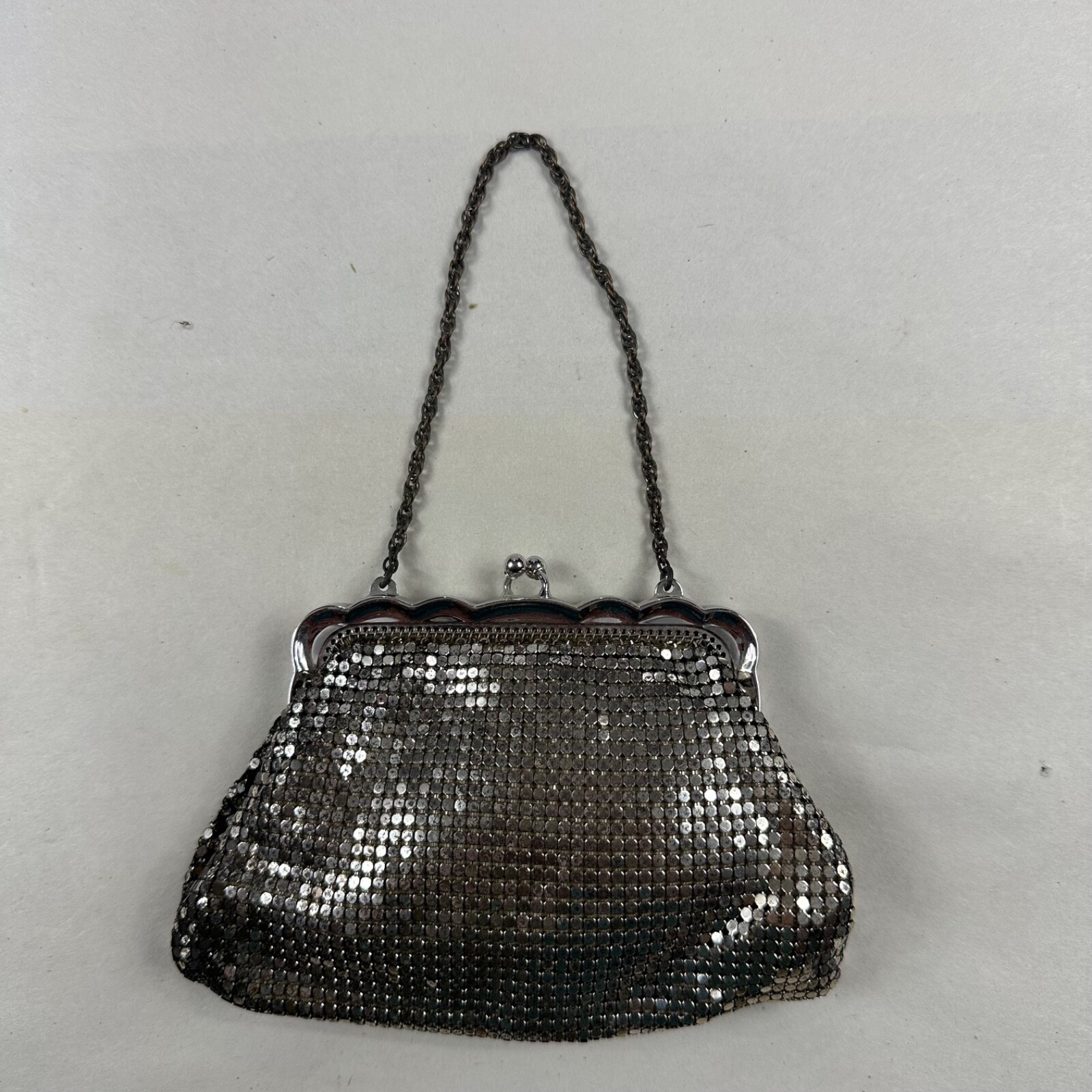 Vintage WHITING & DAVIS Silver Mesh Kiss lock Evening Bag