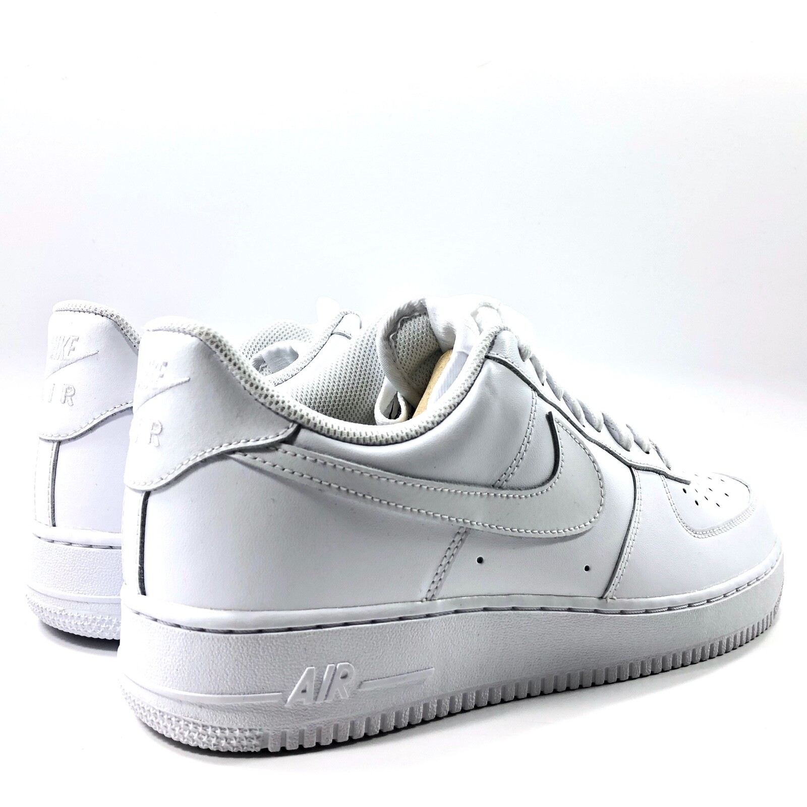 nike air force 1 07 le low women's white