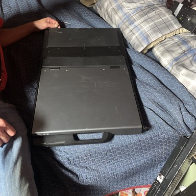 Belkin F1DC116H 19'' LCD Rackmount KVM Console - Black 
