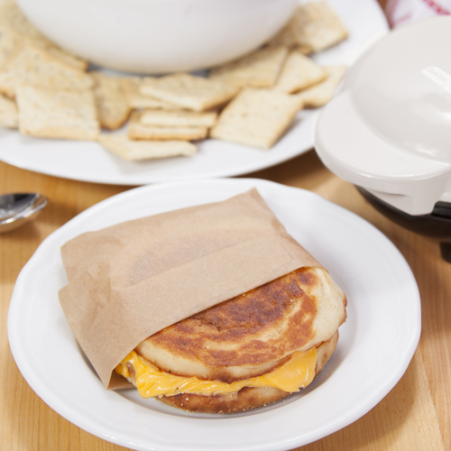 DMS001AQ Mini Maker Electric Round Griddle for Individual Pancakes NEW