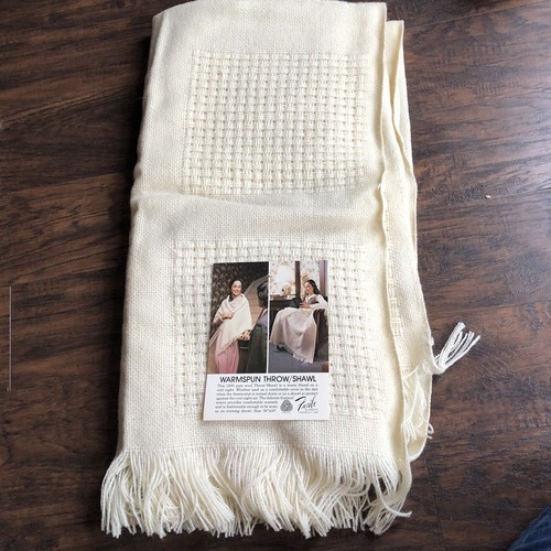 Vintage FARIBO Blanket Ivory Wool Fringe 50
