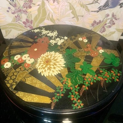 Vintage Round Japanese Bento Lacquerware Style Box Floral Design