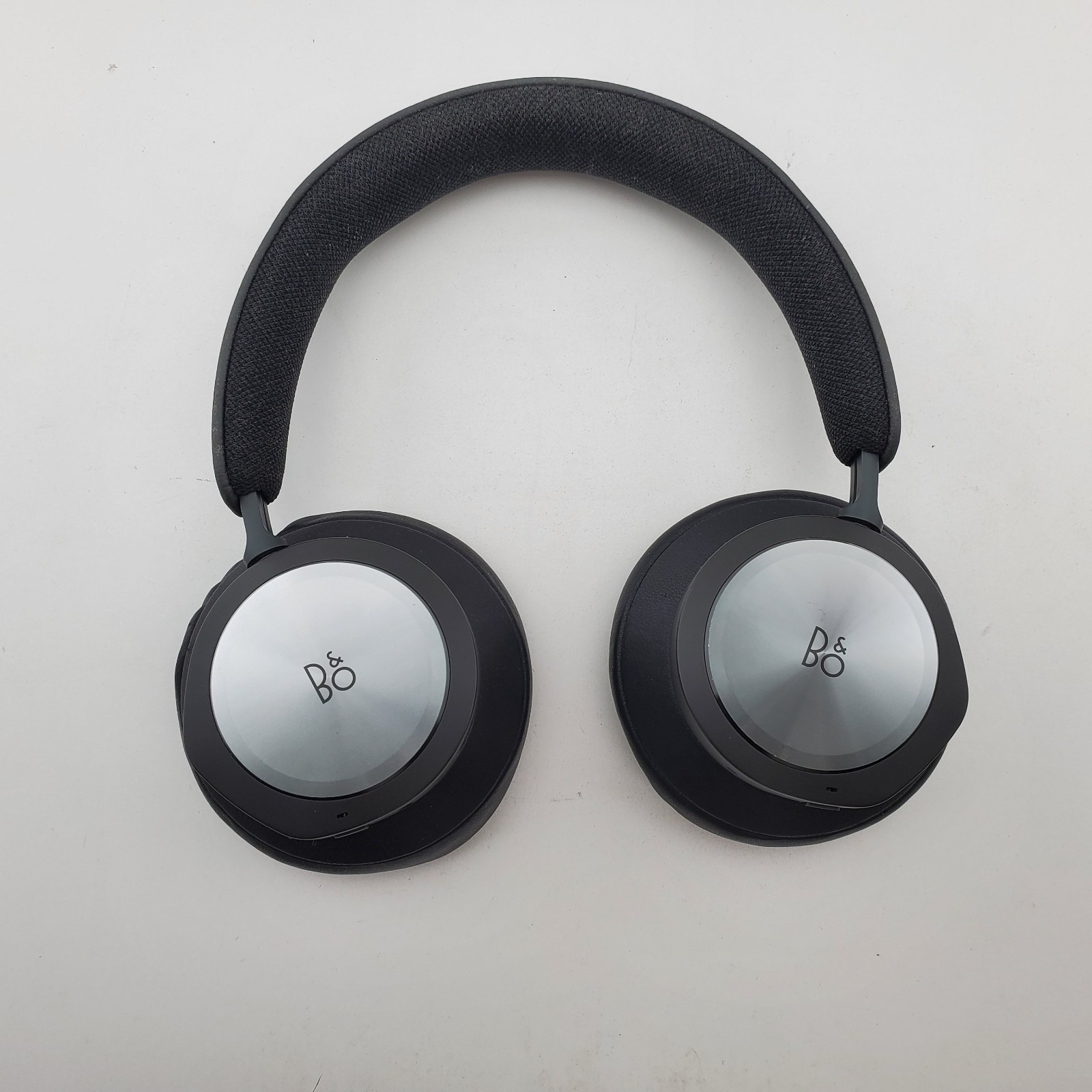 Bang & Olufsen Beoplay Portal Headset Luxury Wireless Gaming Headset