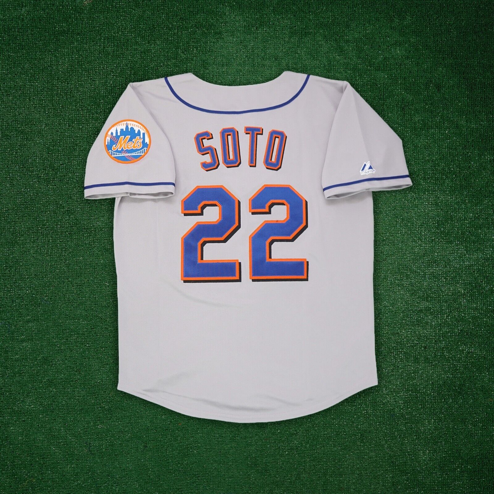 Juan Soto New York Mets Men's Grey Road Jersey w/ Team Patch Juan Soto New York Mets Men's Grey Road Jersey w/ Team Patch