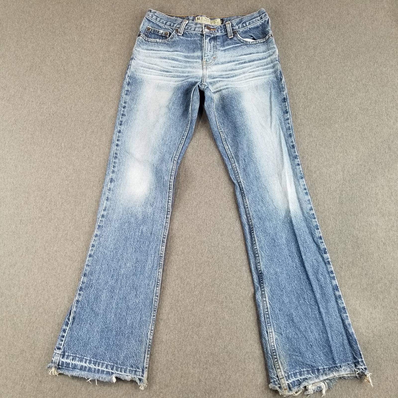 American Eagle Jeans Women's Sz 4 VTG 100%Cotton Blue Mid Wash High Quality Nice