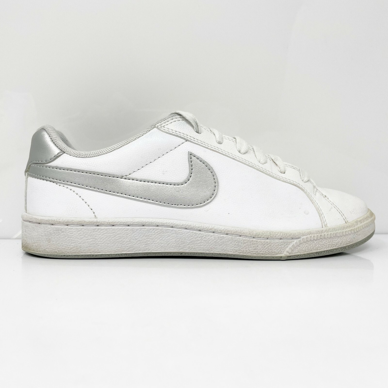 

Nike Womens Court Majestic 454256-114 Белая повседневная обувь Кроссовки Размер 6,5, Белый, Court Majestic