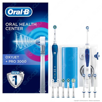 Oral B Kit Igiene Orale Spazzolino Elettrico Pro 3000 e Idropulsore Oxyjet Braun