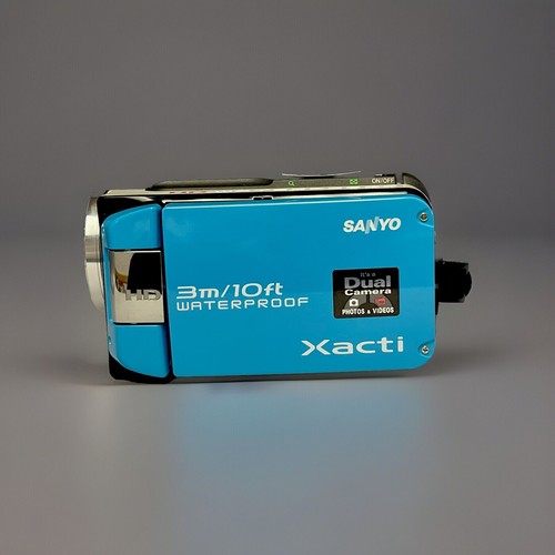 SANYO　Xacti　WH1　WATERPROOF SANYO Xacti VPC-WH1 Waterproof Camcorder Video Camera And Pictures