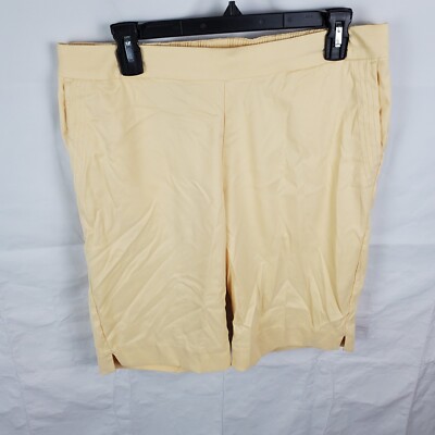 Nike Shorts Women s Medium Pastel Yellow Dri-Fit UV UPF 40+ Golf AJ5663-294