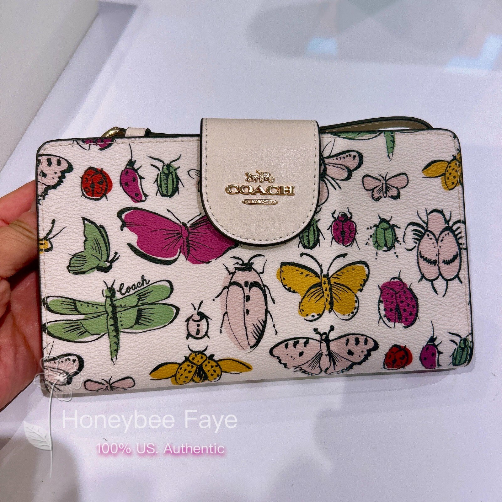 Coach CAR11 Phone Wallet 花柄 Coach Phone Wallet Signature Canvas With Floral Print In