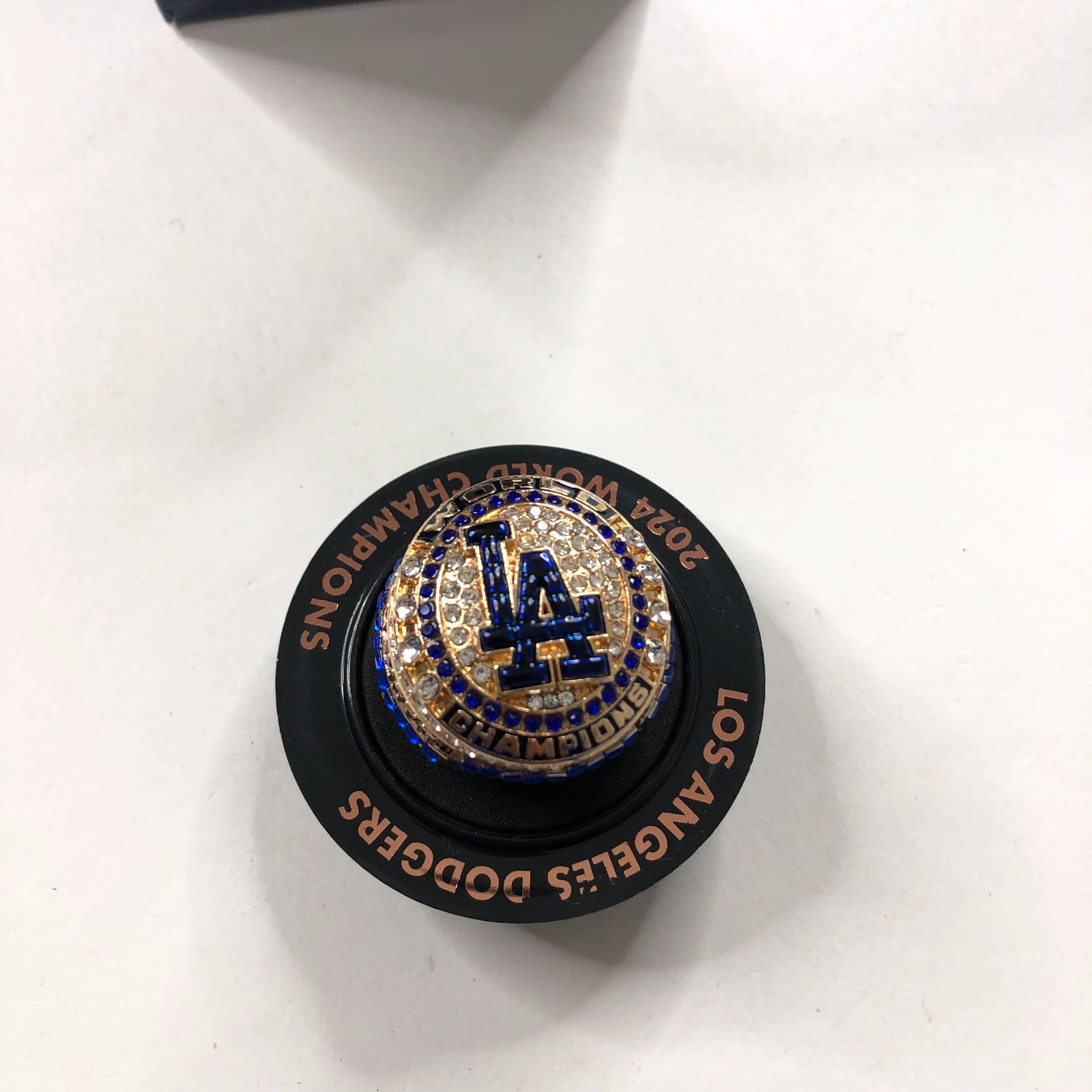 記念グッズ 7/21 2024 World Champions Replica Ring 2024 LA Dodgers Replica World Series Champions Ring | eBay
