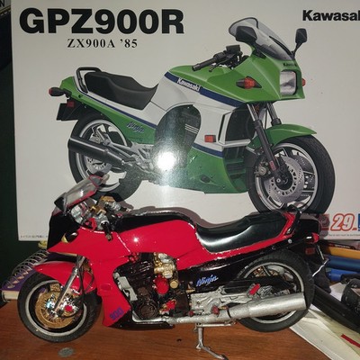 1/12 Aoshima Bike Series No.29 Kawasaki ZX900A GPZ900R Ninja