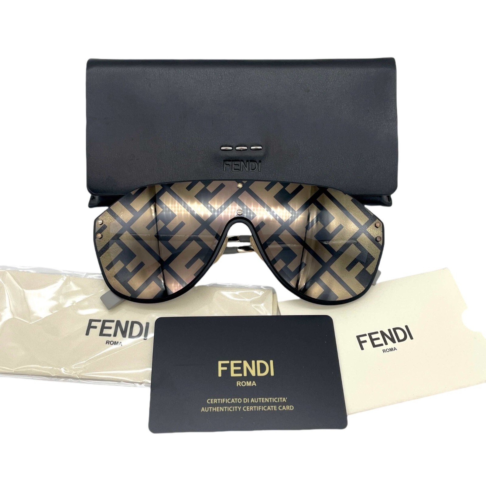 FENDI サングラス ファビュラス ズッカ柄 145-M0039 ゴールド金具 FENDI サングラス ファビュラス ズッカ柄 145-M0039 ゴールド金具