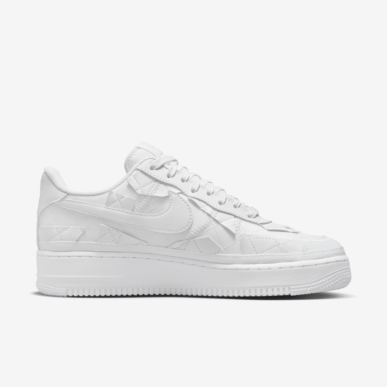 

Кроссовки Nike x Billie Eilish Air Force 1 Low SP Triple White DZ3674-100, White/white/white, Nike Air Force 1