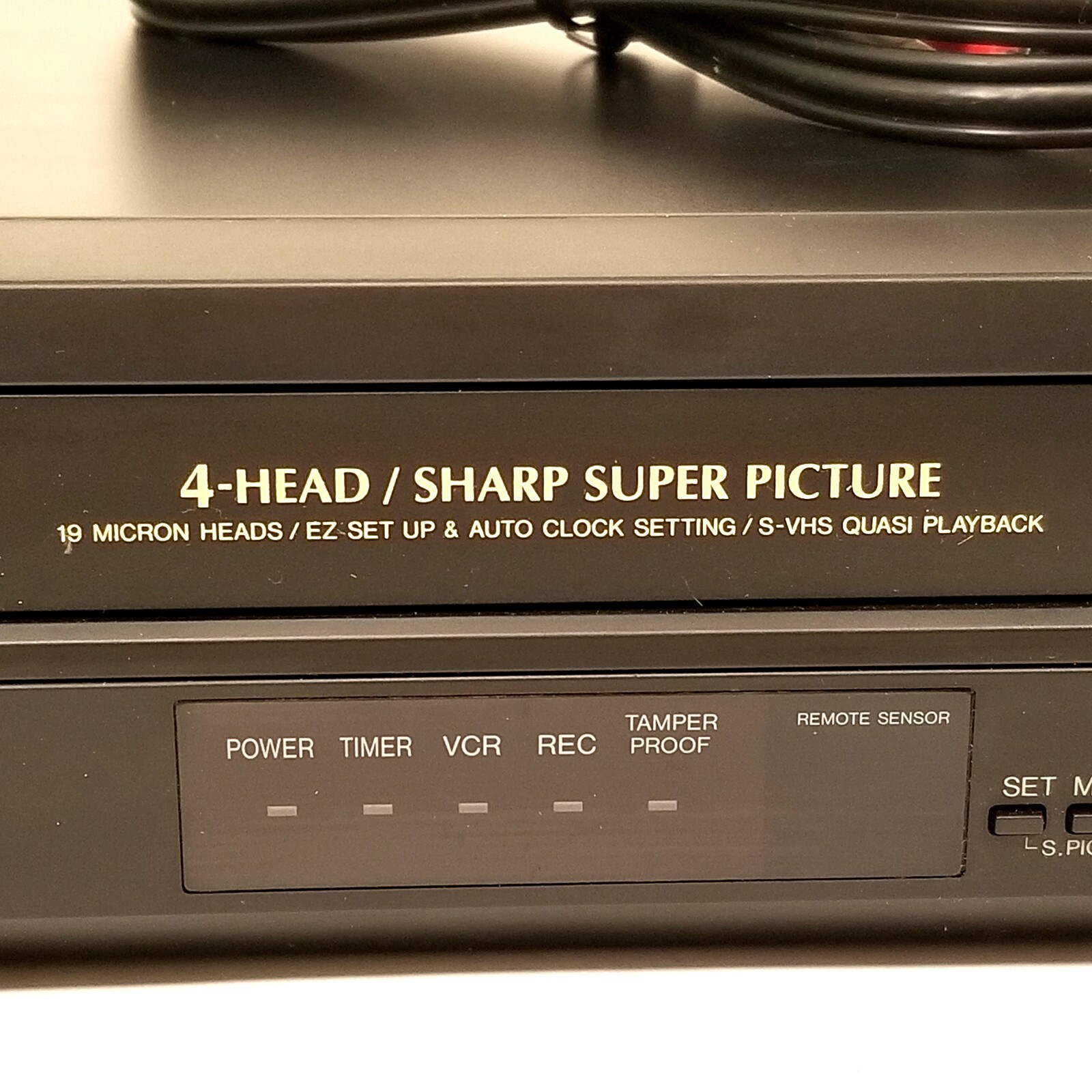 SHARP VC-A410U VHS VCR Video Cassette Recorder Player with AV Cable Set