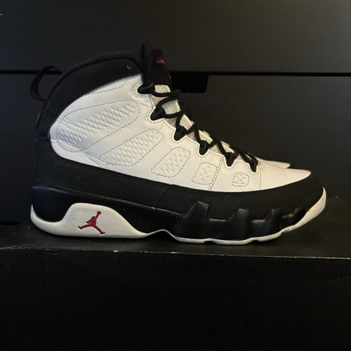 Air Jordan 9 Space Jam Retro OG Size 9.5 Mens White Sneakers