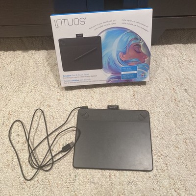 Wacom Intuos Art CTH-490 Graphic Tablet - Small - Black   NO PENS 