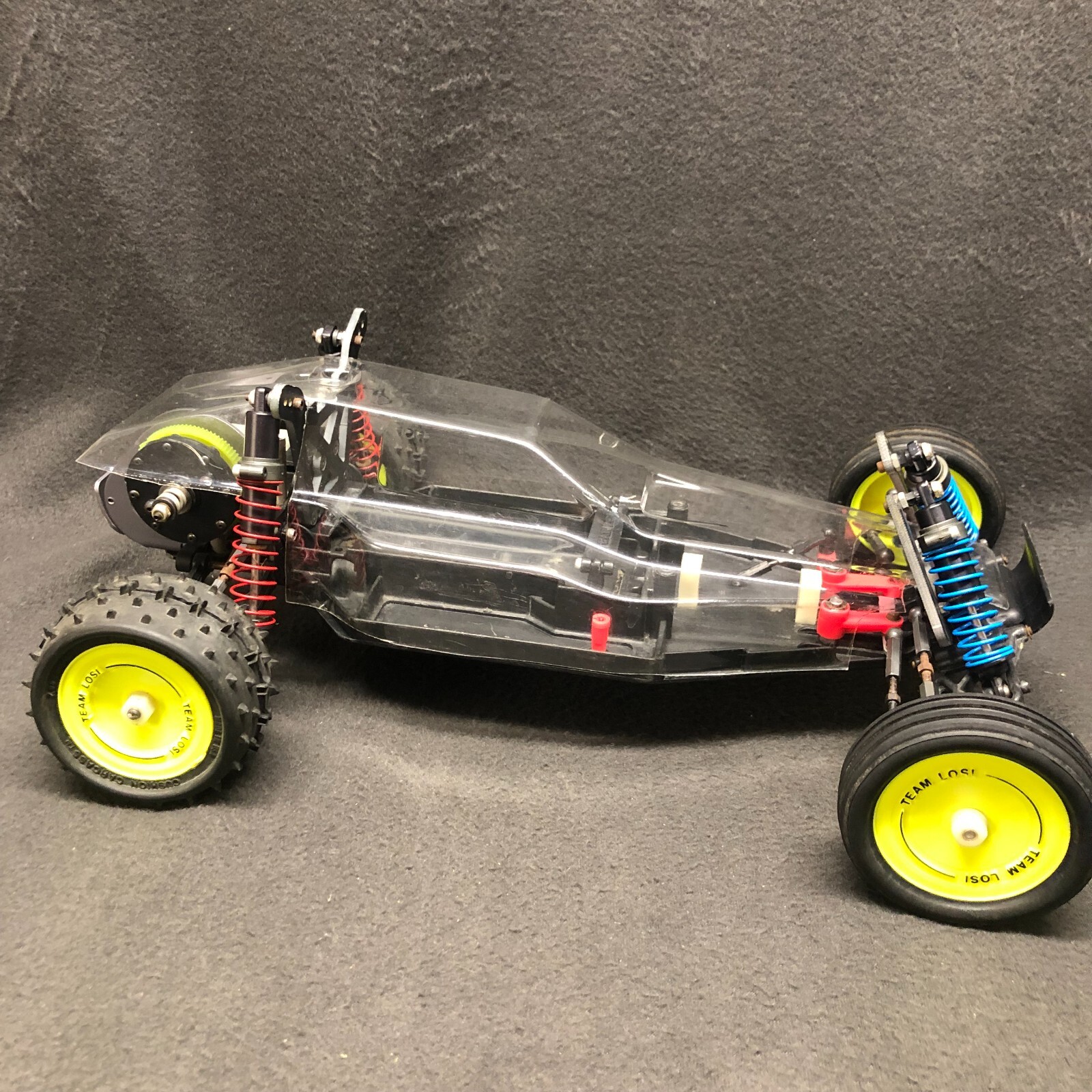 黄*星様 【レア、当時物】Team LOSIロッシXX、2WDオフロードバギー TeamLOSI チームロッシ】1/10RC 22 5.0 AC Racekit (人工芝