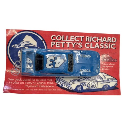 ミニカー Richard Petty 1964 Plymouth Belvedere#43 $_12.JPG?set_id=880000500F