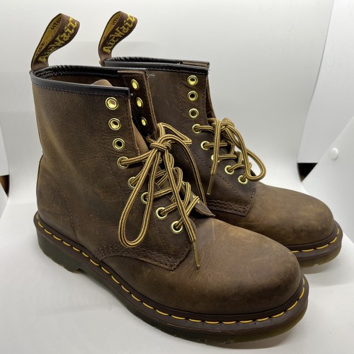 Dr Martens (Size 8 Women's, Size 7 Men's) Boots Air Wair