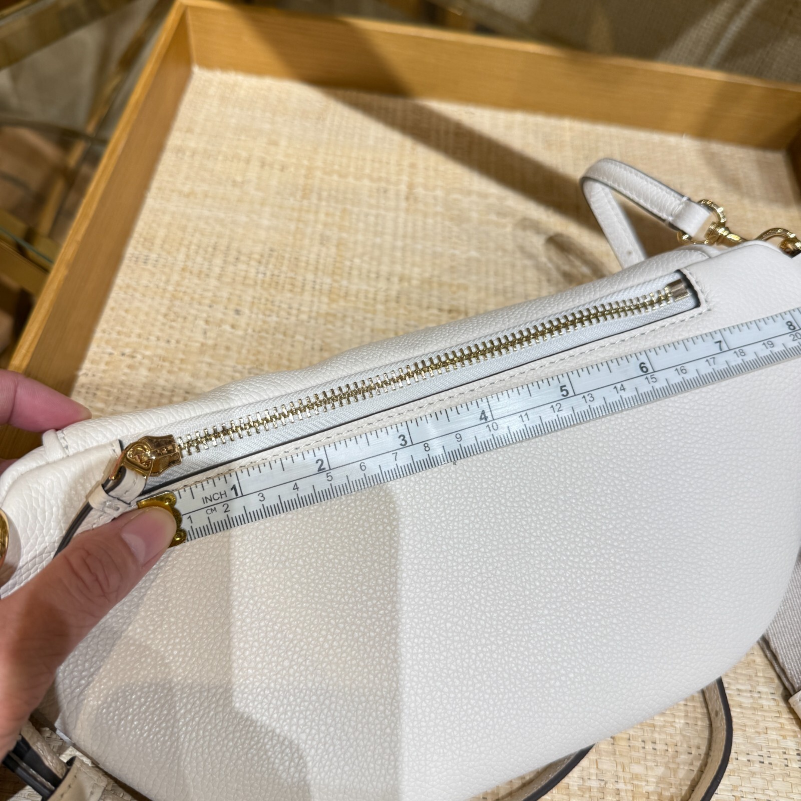 25年★Tory Burch Thea Belt Bag 165917 Tory Burch Thea Belt Bag/Crossbody Bag 165917 Pebbled