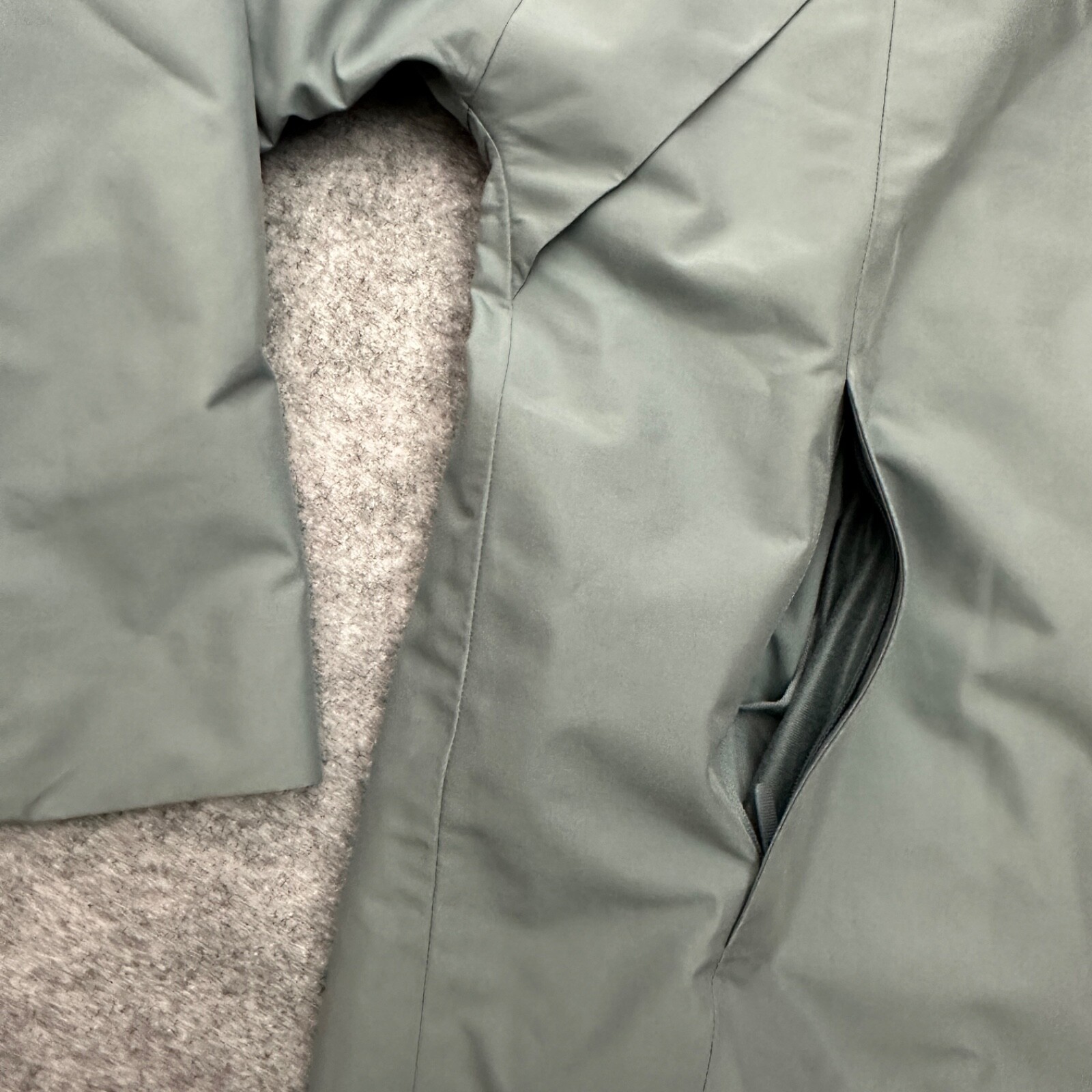 Pre-owned Lululemon Mid-length Waterproof Rain Coat Jacket Bgib Belgian Blue Gray Size L